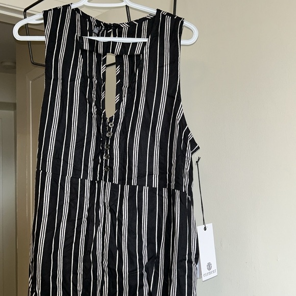 Element romper - Picture 3 of 10